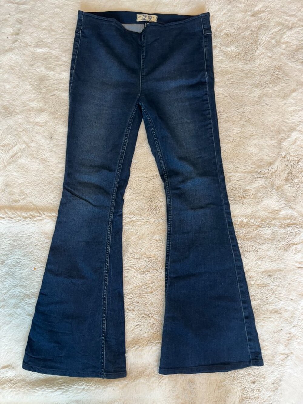 We The Free Pull-On Flare Jeans Dark Indigo Size 29